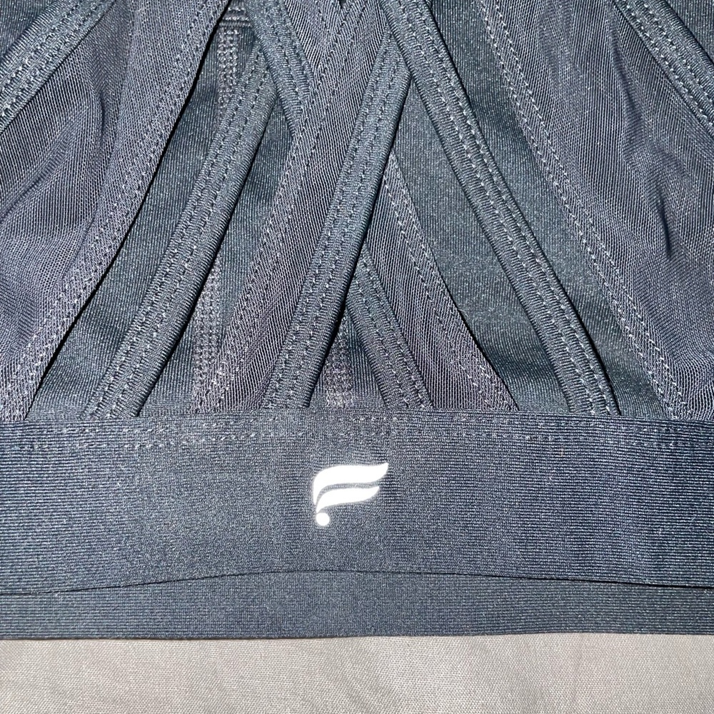 Fabletics double layered bra - Picture 3 of 4